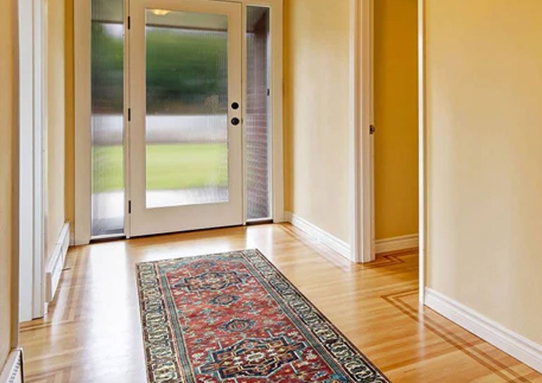 People Who Should Use Outdoor Rugs Indoors